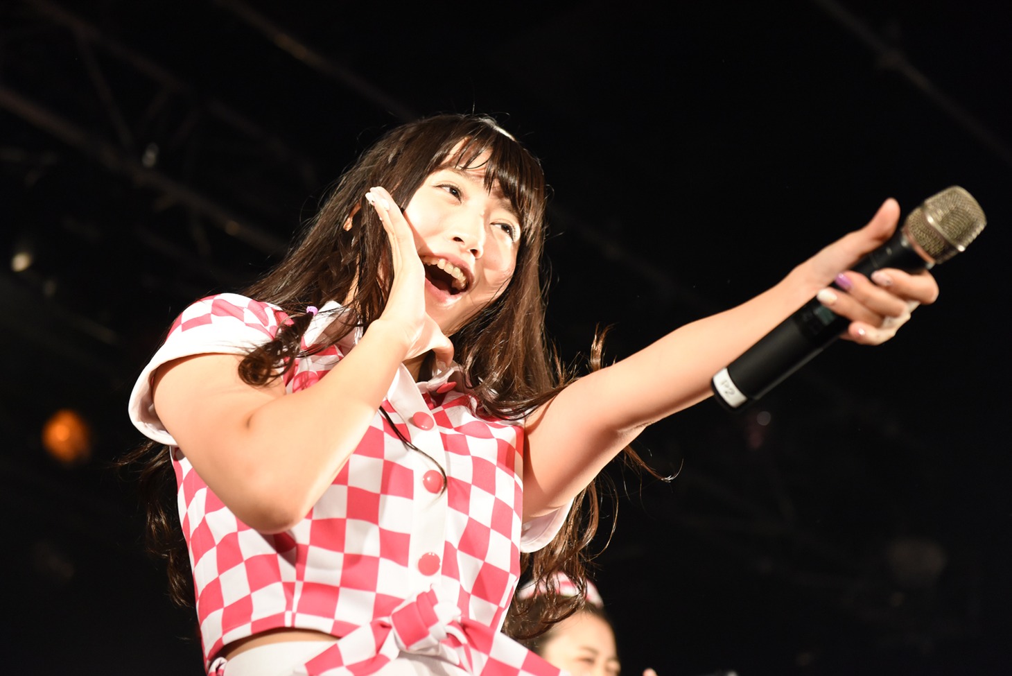 根岸愛