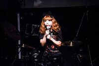 内野くん（Dr）（Photo by Yasuhiro Ohara）