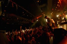 COUNTRY YARD「Bows And Arrows Tour FINAL」東京・LIQUIDROOMの様子。（撮影：半田安政[showcase]）