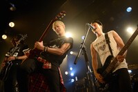 SWANKY DANK（撮影：半田安政[showcase]）