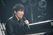 MCをする澤野弘之。（写真提供：SME Records）