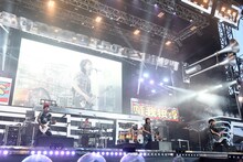 VAMPS（撮影：釘野孝宏）