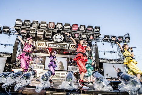 ももいろクローバーZ（撮影：青木カズロー）