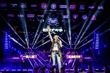 和田アキ子（撮影：青木カズロー）