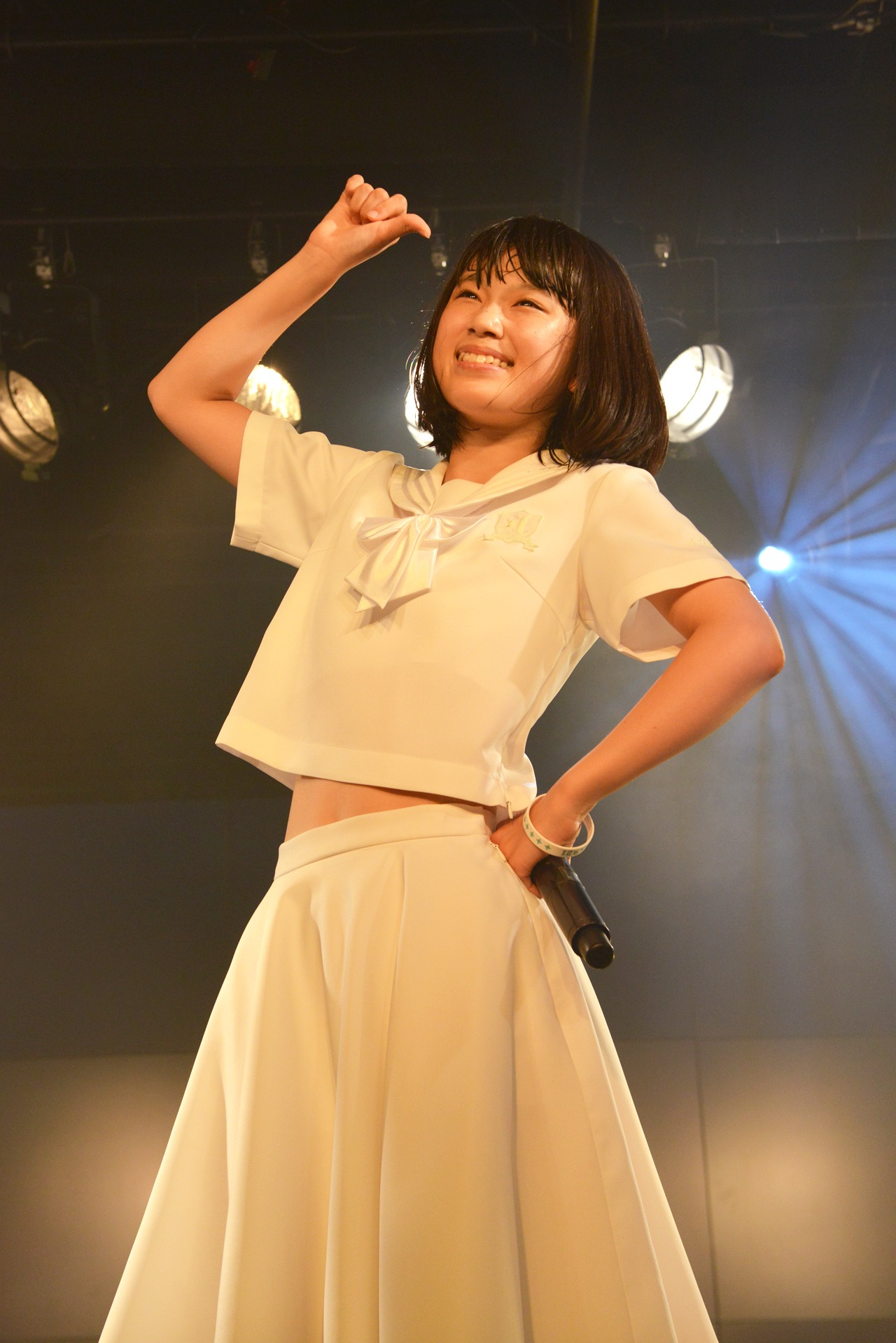 石野理子