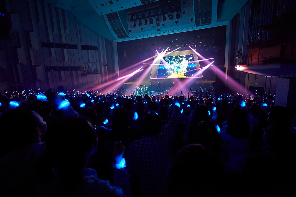 Sound Horizonのライブイベント「9th Story Concert『Nein』～西洋骨董屋根裏堂へようこそ～」の様子。（提供：ポニーキャニオン）