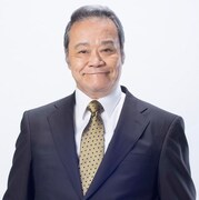 鈴木一之助役の西田敏行。