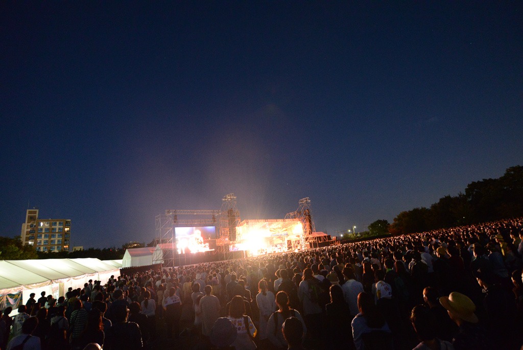 「京都音楽博覧会2015 IN 梅小路公園」の様子。（撮影：久保憲司）