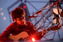 岸田繁（Vo, G）（撮影：久保憲司）