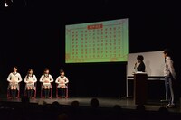 「言葉の授業」1時限目の様子。