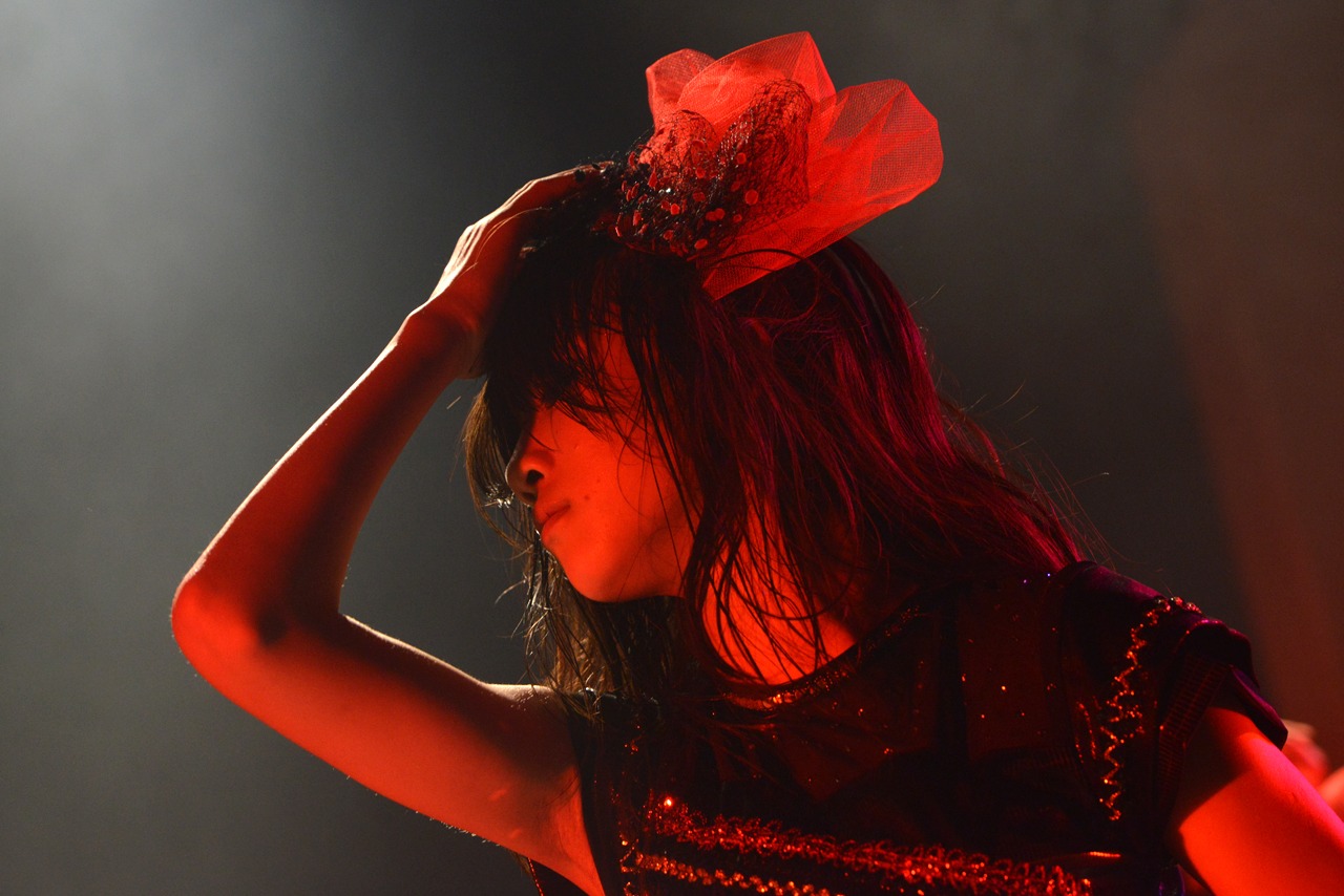 新井ひとみ