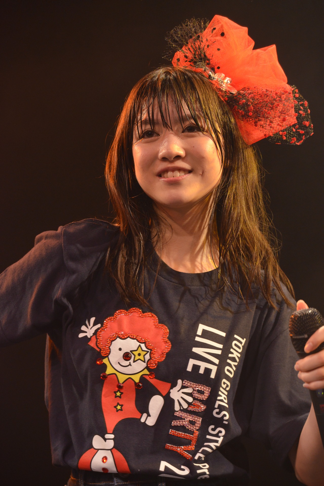 新井ひとみ