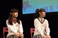 左より日高麻鈴、黒澤美澪奈。