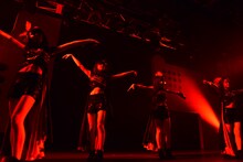 東京女子流「TOKYO GIRLS' STYLE presents LIVE PARTY 2015 -RED-」の様子。