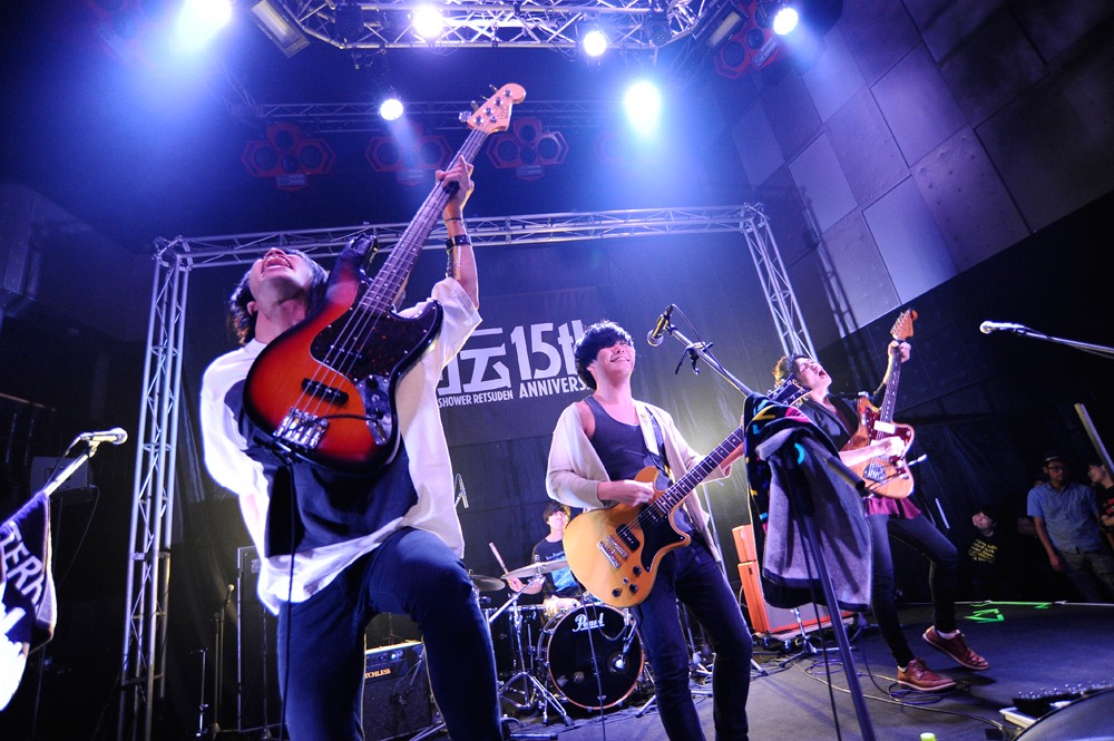 Halo at 四畳半（Photo by Yuji Honda）