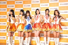 左から熊崎晴香、東李苑、柴田阿弥、松井珠理奈、古畑奈和、斉藤真木子。