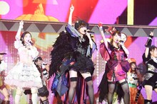 AKB48「AKB48真夏の単独コンサート in さいたまスーパーアリーナ ～川栄さんのことが好きでした～」の様子。(c)AKS