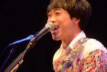 昨日9月24日に行われた「【DJKH 20th】堂島孝平×SOLO TOUR『俺が、ゆく』～旅行2015～」最終公演の様子。（撮影：丹部美咲）