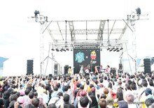 風神STAGEに登場したGacharic Spin。（写真提供：EPICレコードジャパン）