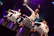 「さくら学院 2015 ～白井沙樹、父兄を代表して魅せちゃいます!!～」の様子。