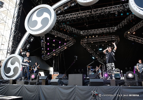 BACK-ON（写真提供：EPICレコードジャパン）