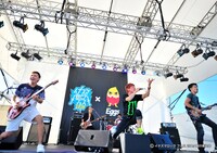 風神STAGEに登場したTHE Hitch Lowke。（写真提供：EPICレコードジャパン）