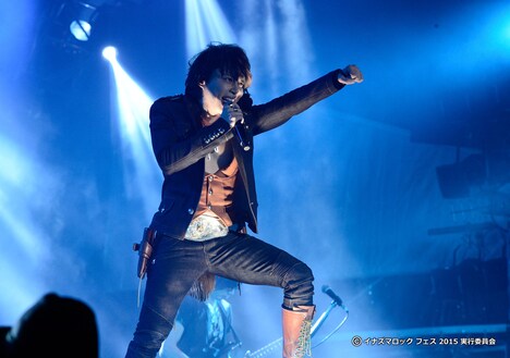 T.M.Revolution（写真提供：EPICレコードジャパン）