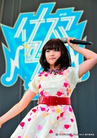風神STAGEに登場した武藤彩未。（写真提供：EPICレコードジャパン）