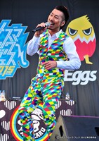 風神STAGEに登場した山猿。（写真提供：EPICレコードジャパン）