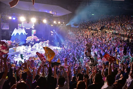 「でんぱ組.inc WORLD TOUR 2015 in FUJIYAMA」2日目の様子。