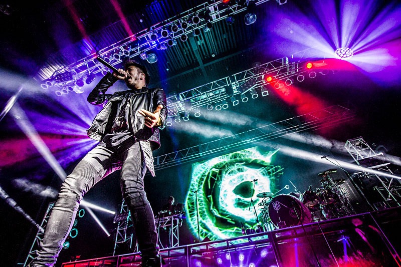 「Crossfaith Japan Tour 2015」東京・Zepp Tokyo公演の様子。
