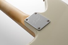 「INORAN ROAD WORN JAZZMASTER」ネックプレート