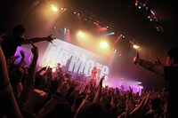 MY FIRST STORY「WE ARE NOT ALONE TOUR 2015」東京・Zepp Tokyo公演の様子。（Photo by Kohei Suzuki）