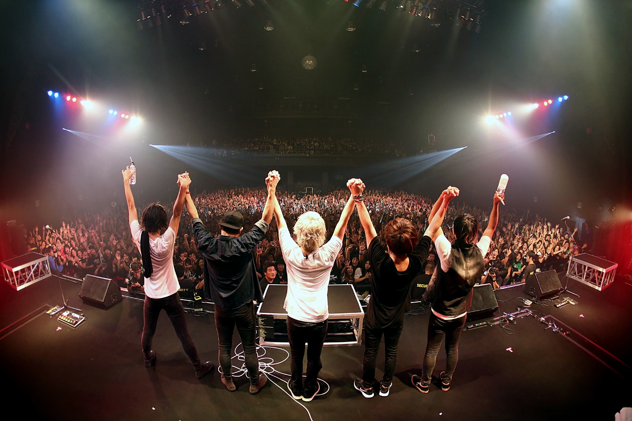 MY FIRST STORY「WE ARE NOT ALONE TOUR 2015」東京・Zepp Tokyo公演の様子。（Photo by Kohei Suzuki）