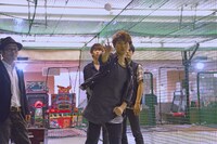 コーイチ（中央）