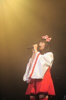 上坂すみれ（撮影：岡本麻衣［ODD JOB］）