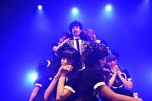 「清 竜人25 “ハネムーン▽ツアー”」最終公演の様子。