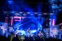 Crossfaith「第一回世界遺産巡業特別公演 ‘日光の編’」の様子。（Photo by Yusuke Kashiwazaki）