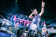 Crossfaith「第一回世界遺産巡業特別公演 ‘日光の編’」の様子。(Photo by Yusuke Kashiwazaki)