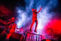 Crossfaith「第一回世界遺産巡業特別公演 ‘日光の編’」の様子。（Photo by Yusuke Kashiwazaki）