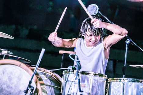 Tatsuya Amano(Dr)(Photo by Yusuke Kashiwazaki)