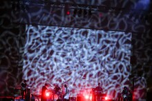 ハルカトミユキ「フリーライブ‘ひとり×3000’」の様子。（Photo by Taku Fujii）