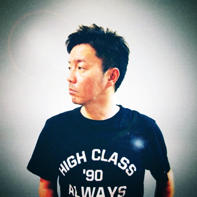 井手コウジ