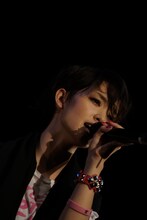 剛力彩芽（写真提供：ソニー・ミュージックレコーズ）