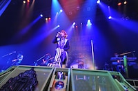 「TETSUYA LIVE 2015 "THANK YOU"」の模様。（撮影：今元秀明）