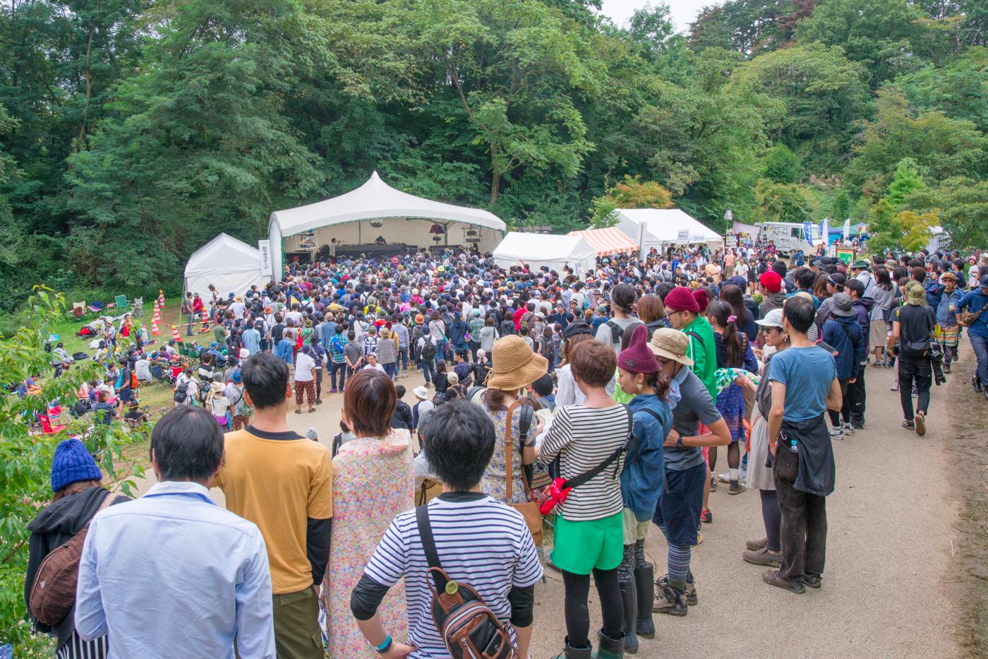 おやきステージの様子。 （写真提供：りんご音楽祭実行委員会）