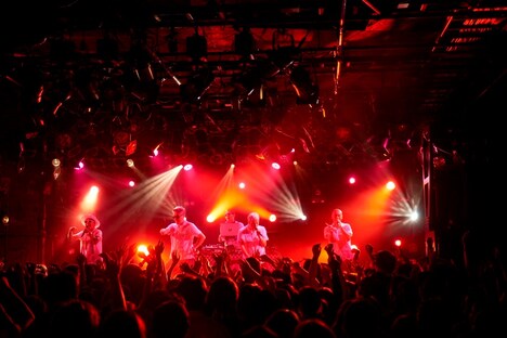 「RIP SLYME『10』SPECIAL LIVE」東京・渋谷CLUB QUATTRO公演の様子。 （撮影：オノツトム）
