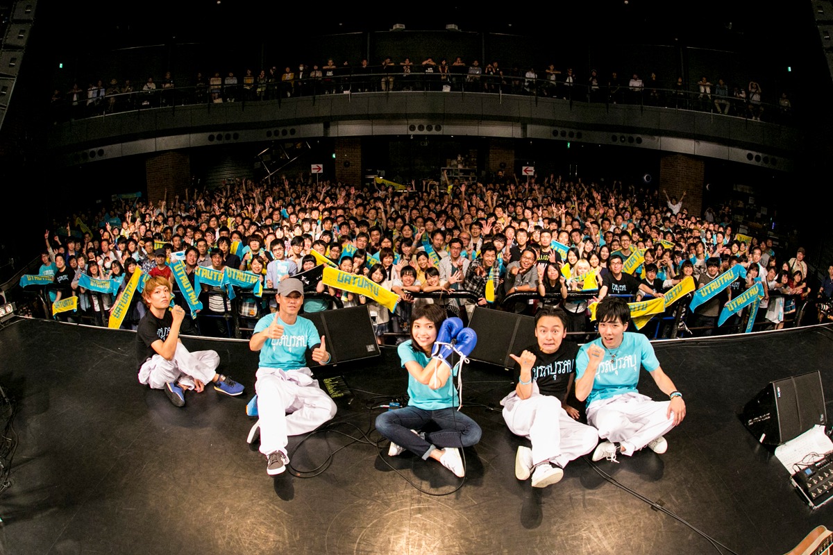 「植田真梨恵LIVE TOUR UTAUTAU vol.2」の様子。（撮影：竹谷さくら）