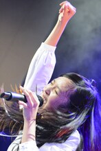 百岡古宵（撮影：石垣星児［BLOCKBUSTER］）