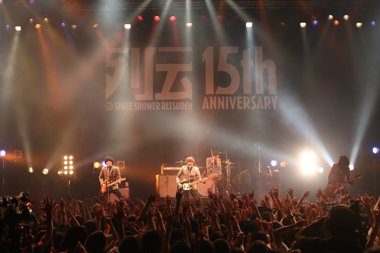 列伝15周年祝ってTHE BAWDIES、クリープ、plenty、SHISHAMOがなんばで熱演